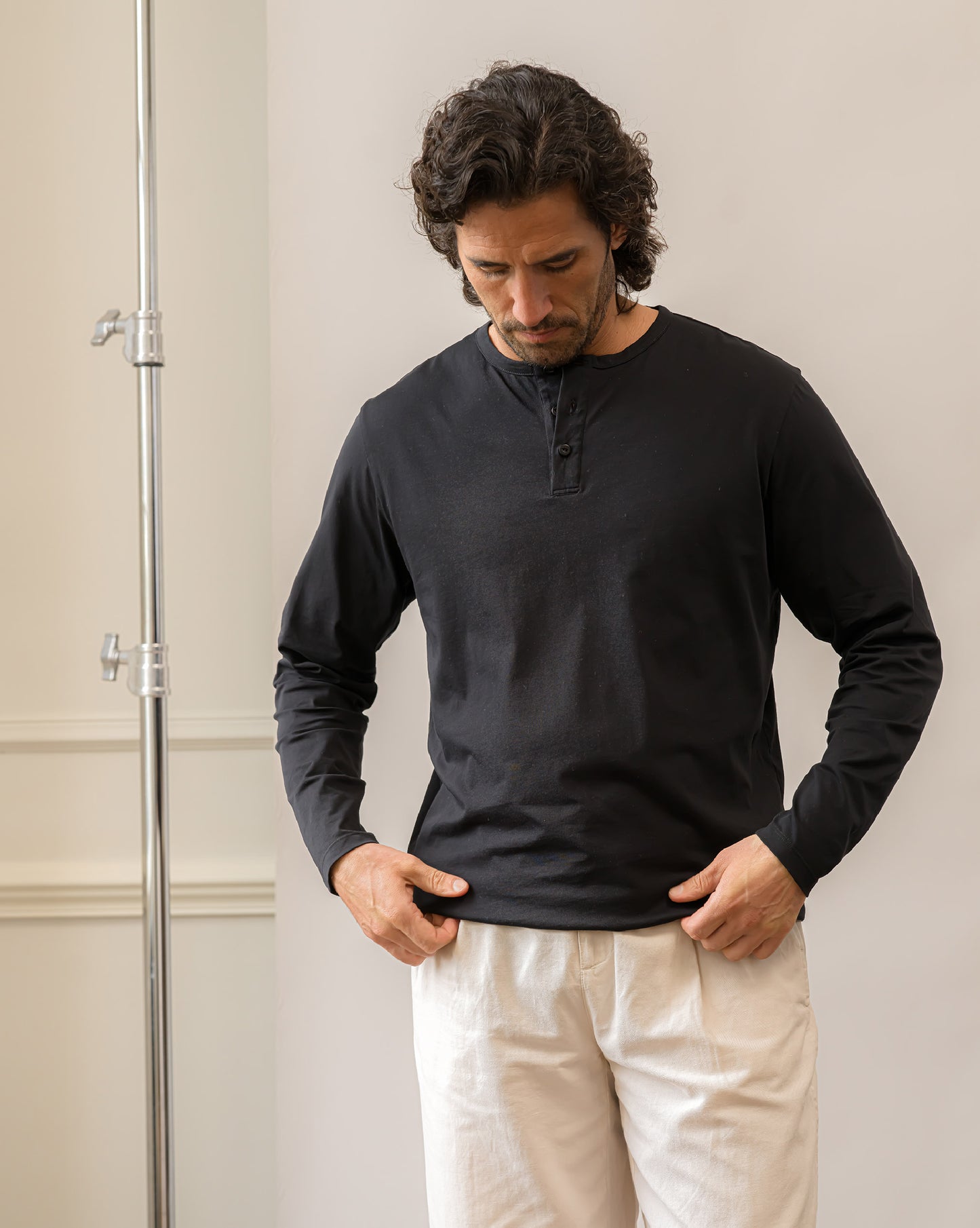 The Henley Black